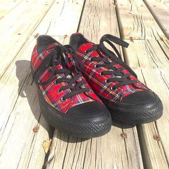 Converse Shoes - Plaid Converse Women’s 8